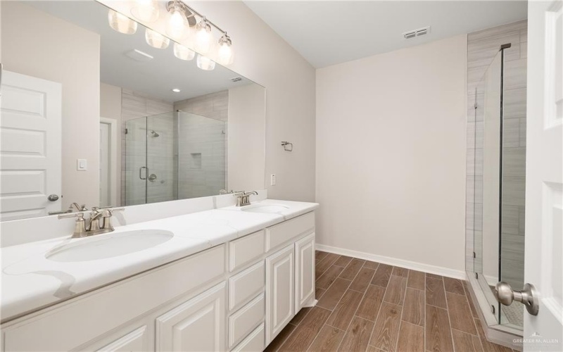 14010 Sugarberry Lane, McAllen, TX 78504, 4 Bedrooms Bedrooms, ,2 BathroomsBathrooms,Residential,For Sale,14010 Sugarberry Lane,0,492995