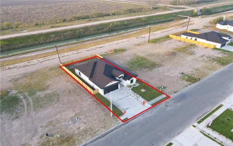 4020 Carol Lane, Edinburg, TX 78542, 3 Bedrooms Bedrooms, ,2 BathroomsBathrooms,Residential,For Sale,4020 Carol Lane,0,493153