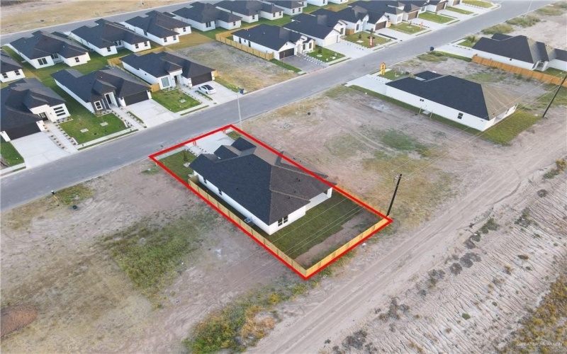 4020 Carol Lane, Edinburg, TX 78542, 3 Bedrooms Bedrooms, ,2 BathroomsBathrooms,Residential,For Sale,4020 Carol Lane,0,493153