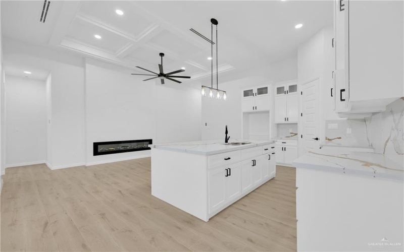 4020 Carol Lane, Edinburg, TX 78542, 3 Bedrooms Bedrooms, ,2 BathroomsBathrooms,Residential,For Sale,4020 Carol Lane,0,493153