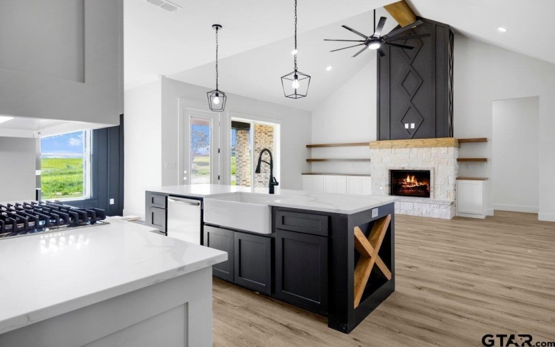 15600 CR 434, Lindale, TX 75771, 4 Habitaciones Habitaciones , ,2 BañosBaños,Residential,En Venta,15600 CR 434,0,26001267