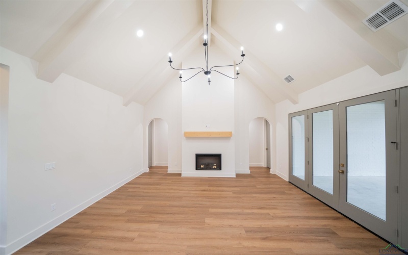 3805 Suren Way, Longview, TX 75604, 4 Habitaciones Habitaciones , ,2 BañosBaños,Residential,En Venta,3805 Suren Way,0,20260582