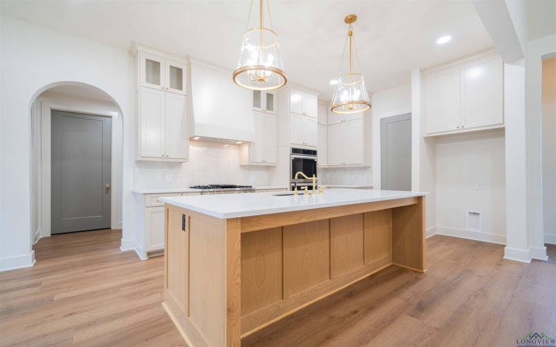 3805 Suren Way, Longview, TX 75604, 4 Habitaciones Habitaciones , ,2 BañosBaños,Residential,En Venta,3805 Suren Way,0,20260582