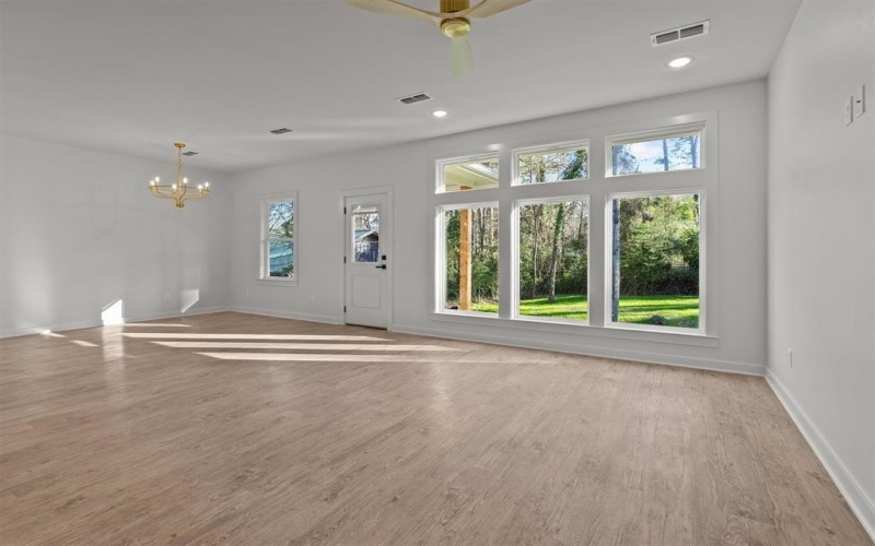 1610 Pineview Lane, Hideaway, TX 75771, 3 Bedrooms Bedrooms, ,2 BathroomsBathrooms,Residential,For Sale,1610 Pineview Lane,0,21112436