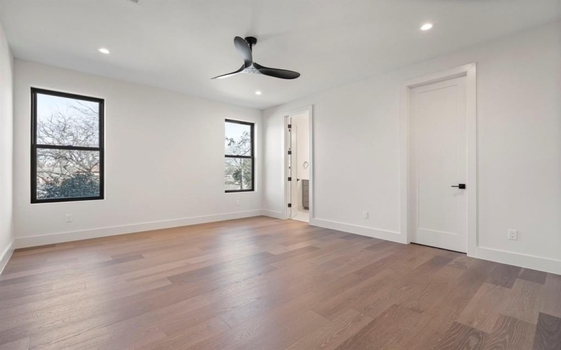 4230 Concho Street, Dallas, TX 75206, 4 Bedrooms Bedrooms, ,5 BathroomsBathrooms,Residential,For Sale,4230 Concho Street,0,21162089