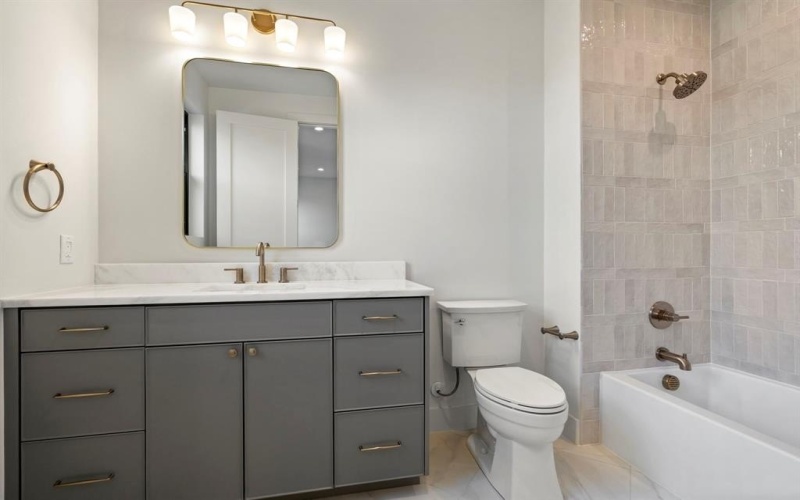 4230 Concho Street, Dallas, TX 75206, 4 Bedrooms Bedrooms, ,5 BathroomsBathrooms,Residential,For Sale,4230 Concho Street,0,21162089