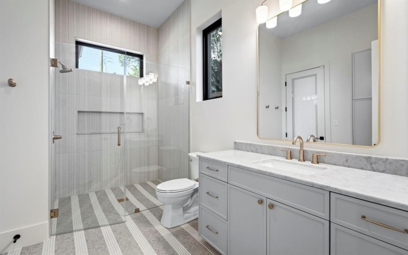 4231 Concho Street, Dallas, TX 75206, 4 Bedrooms Bedrooms, ,5 BathroomsBathrooms,Residential,For Sale,4231 Concho Street,0,21162491