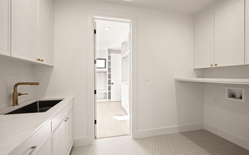 4231 Concho Street, Dallas, TX 75206, 4 Bedrooms Bedrooms, ,5 BathroomsBathrooms,Residential,For Sale,4231 Concho Street,0,21162491