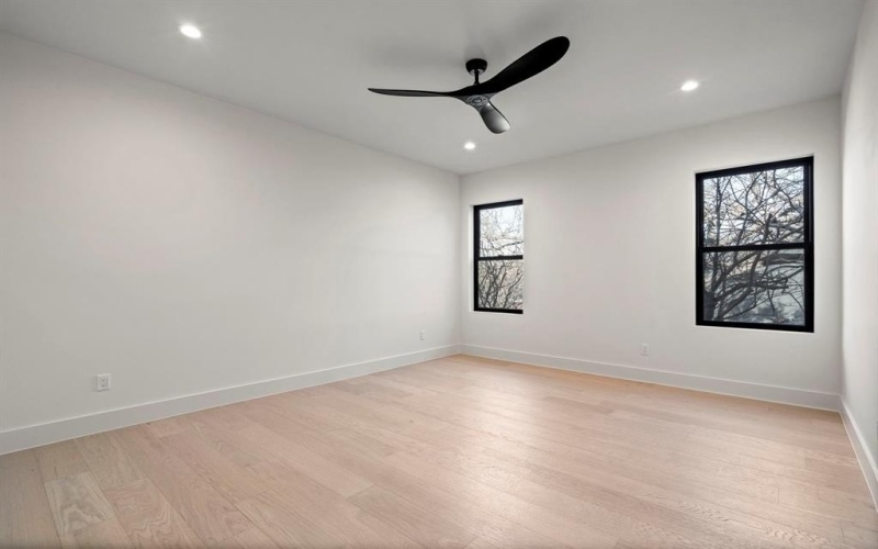 4231 Concho Street, Dallas, TX 75206, 4 Bedrooms Bedrooms, ,5 BathroomsBathrooms,Residential,For Sale,4231 Concho Street,0,21162491