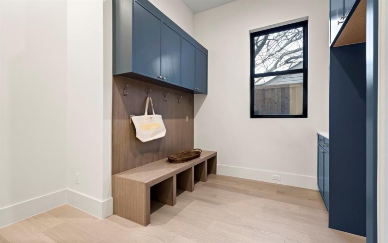 4231 Concho Street, Dallas, TX 75206, 4 Bedrooms Bedrooms, ,5 BathroomsBathrooms,Residential,For Sale,4231 Concho Street,0,21162491