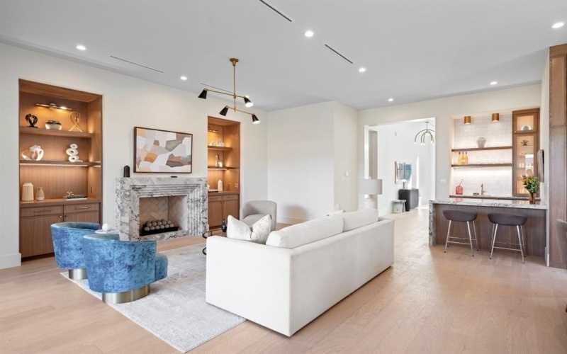 4231 Concho Street, Dallas, TX 75206, 4 Bedrooms Bedrooms, ,5 BathroomsBathrooms,Residential,For Sale,4231 Concho Street,0,21162491