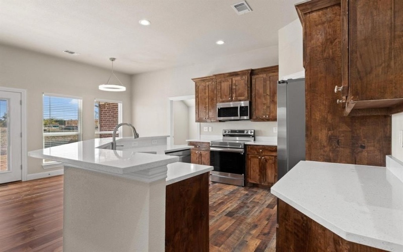 899 W Cardinal Street, Ector, TX 75439, 3 Habitaciones Habitaciones , ,2 BañosBaños,Residential,En Venta,899 W Cardinal Street,0,21162631