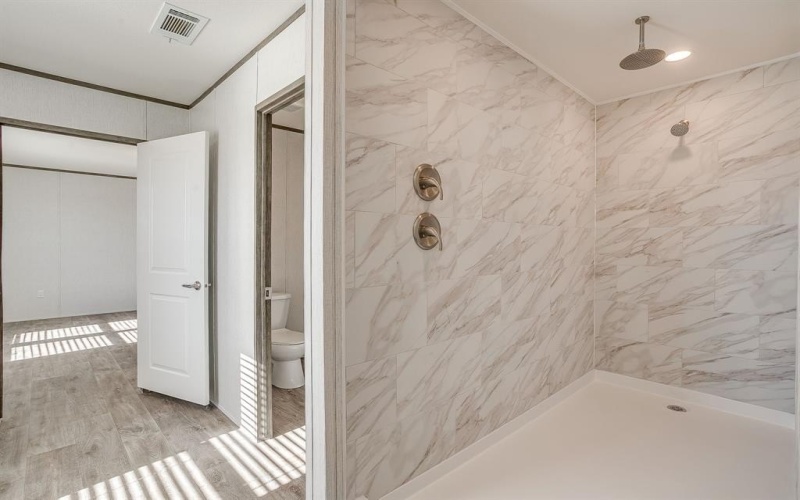 31 Kenzi Drive, Mineral Wells, TX 76067, 4 Habitaciones Habitaciones , ,2 BañosBaños,Residential,En Venta,31 Kenzi Drive,0,21163185