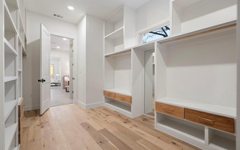 6321 Belmont Avenue, Dallas, TX 75214, 5 Habitaciones Habitaciones , ,6 BañosBaños,Residential,En Venta,6321 Belmont Avenue,0,21163344