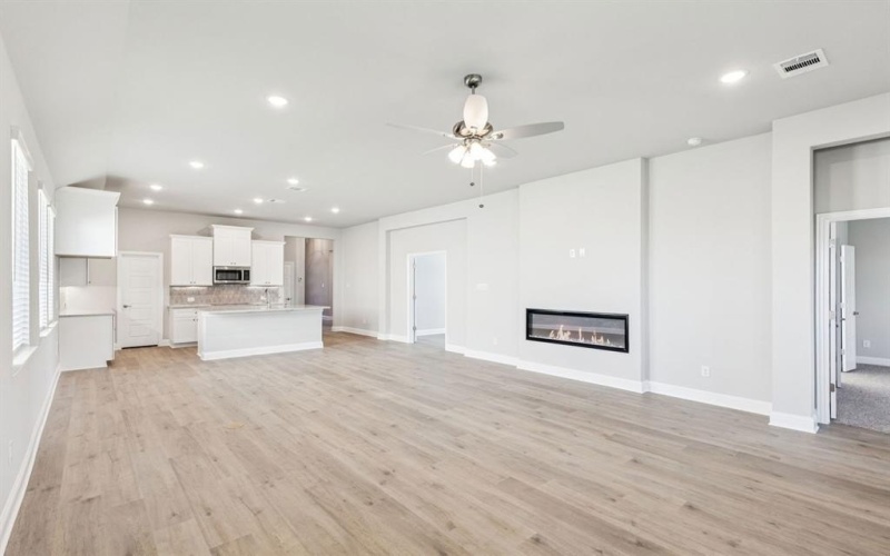 4504 Snakeweed Street, Fort Worth, TX 76036, 3 Bedrooms Bedrooms, ,2 BathroomsBathrooms,Residential,For Sale,4504 Snakeweed Street,0,21163371