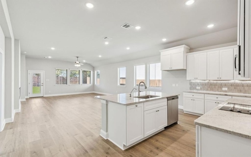 4504 Snakeweed Street, Fort Worth, TX 76036, 3 Bedrooms Bedrooms, ,2 BathroomsBathrooms,Residential,For Sale,4504 Snakeweed Street,0,21163371