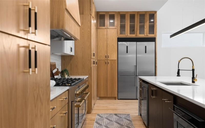 3940 N Crest Haven Road, Dallas, TX 75209, 5 Bedrooms Bedrooms, ,6 BathroomsBathrooms,Residential,For Sale,3940 N Crest Haven Road,0,21163505