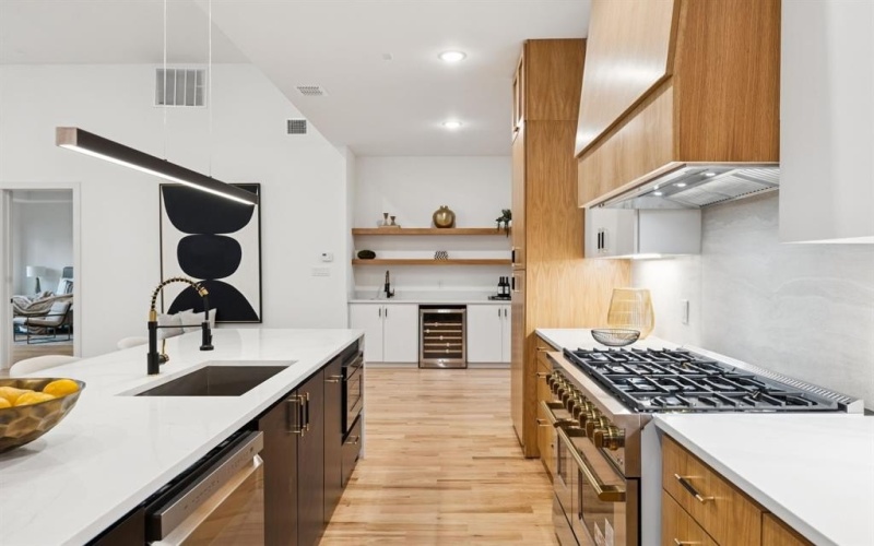 3940 N Crest Haven Road, Dallas, TX 75209, 5 Bedrooms Bedrooms, ,6 BathroomsBathrooms,Residential,For Sale,3940 N Crest Haven Road,0,21163505