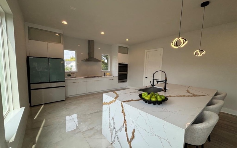 918 Duluth Street, Dallas, TX 75212, 3 Bedrooms Bedrooms, ,3 BathroomsBathrooms,Residential,For Sale,918 Duluth Street,0,21163590