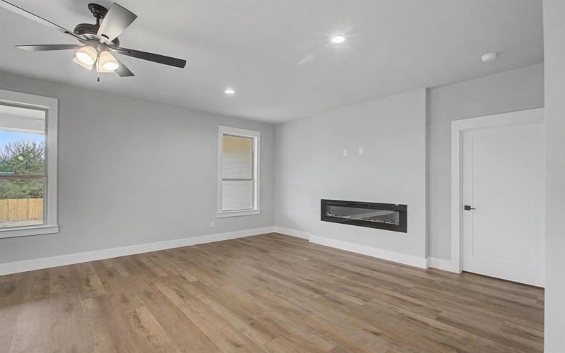 4119 S Denley Drive, Dallas, TX 75216, 4 Bedrooms Bedrooms, ,2 BathroomsBathrooms,Residential,For Sale,4119 S Denley Drive,0,21163592