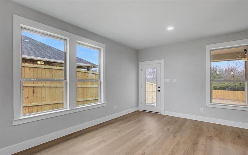 4119 S Denley Drive, Dallas, TX 75216, 4 Bedrooms Bedrooms, ,2 BathroomsBathrooms,Residential,For Sale,4119 S Denley Drive,0,21163592