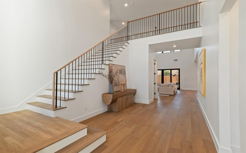 10553 Cromwell Drive, Dallas, TX 75229, 6 Bedrooms Bedrooms, ,6 BathroomsBathrooms,Residential,For Sale,10553 Cromwell Drive,0,21163628