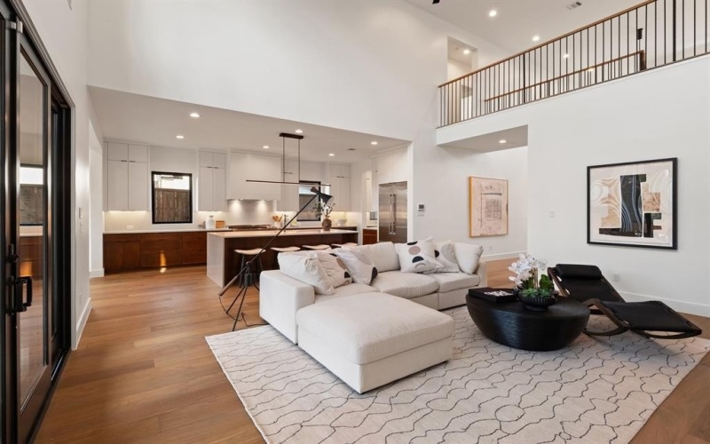 10553 Cromwell Drive, Dallas, TX 75229, 6 Bedrooms Bedrooms, ,6 BathroomsBathrooms,Residential,For Sale,10553 Cromwell Drive,0,21163628