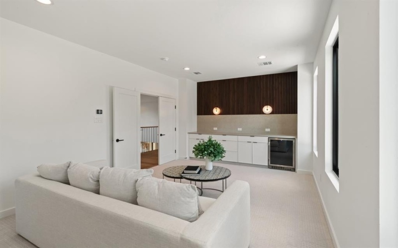 10553 Cromwell Drive, Dallas, TX 75229, 6 Bedrooms Bedrooms, ,6 BathroomsBathrooms,Residential,For Sale,10553 Cromwell Drive,0,21163628