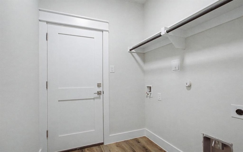 4125 S Denley Drive, Dallas, TX 75216, 4 Bedrooms Bedrooms, ,2 BathroomsBathrooms,Residential,For Sale,4125 S Denley Drive,0,21163708