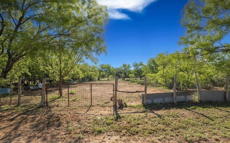 0000 Mesquite, Brady, TX 76825, ,Residential,For Sale,0000 Mesquite,0,21163728