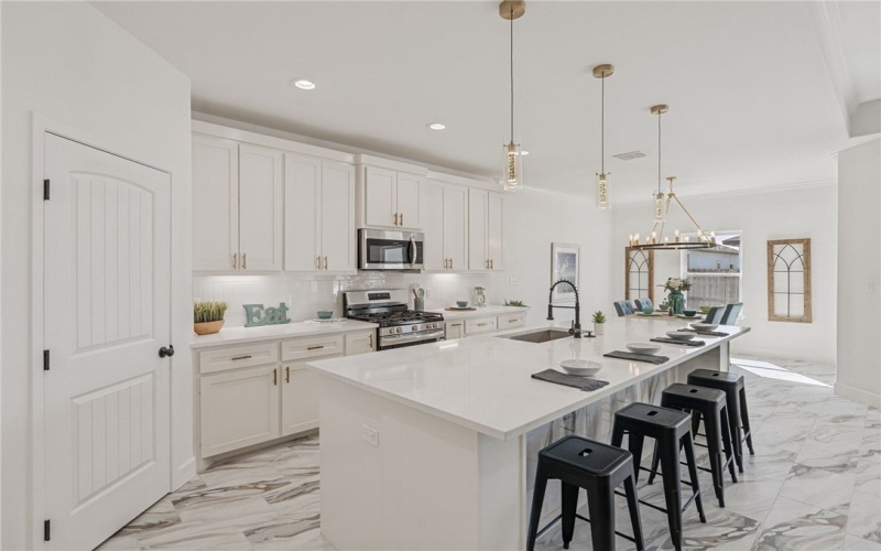 7713 Sophia Drive, Corpus Christi, TX 78414, 4 Bedrooms Bedrooms, ,3 BathroomsBathrooms,Residential,For Sale,7713 Sophia Drive,0,470509