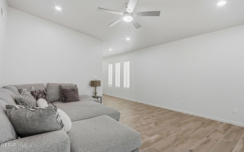 15252 Apex Court, El Paso, TX 79938, 3 Habitaciones Habitaciones , ,1 BañoBaños,Residential,En Venta,15252 Apex Court,0,937230