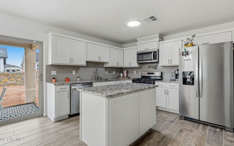 15252 Apex Court, El Paso, TX 79938, 3 Habitaciones Habitaciones , ,1 BañoBaños,Residential,En Venta,15252 Apex Court,0,937230