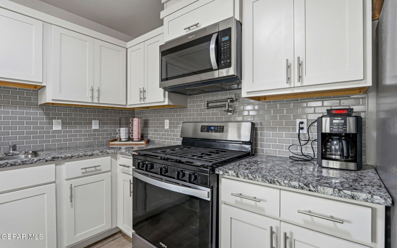 15252 Apex Court, El Paso, TX 79938, 3 Habitaciones Habitaciones , ,1 BañoBaños,Residential,En Venta,15252 Apex Court,0,937230