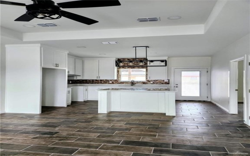 204 W 1st Street W, La Joya, TX 78560, 3 Bedrooms Bedrooms, ,2 BathroomsBathrooms,Residential,For Sale,204 W 1st Street W,0,493146