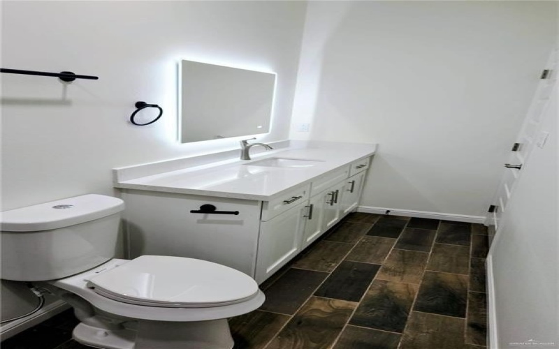 204 W 1st Street W, La Joya, TX 78560, 3 Bedrooms Bedrooms, ,2 BathroomsBathrooms,Residential,For Sale,204 W 1st Street W,0,493146