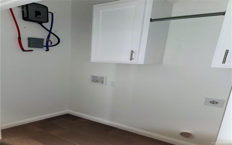 204 W 1st Street W, La Joya, TX 78560, 3 Bedrooms Bedrooms, ,2 BathroomsBathrooms,Residential,For Sale,204 W 1st Street W,0,493146