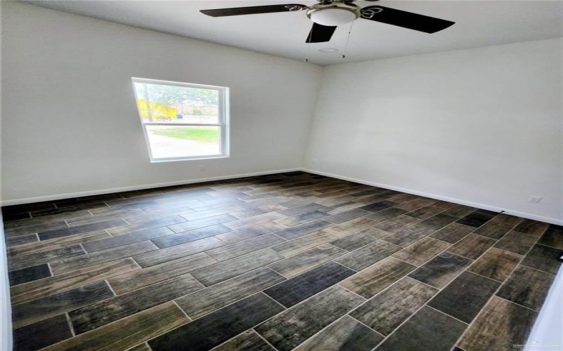 204 W 1st Street W, La Joya, TX 78560, 3 Bedrooms Bedrooms, ,2 BathroomsBathrooms,Residential,For Sale,204 W 1st Street W,0,493146