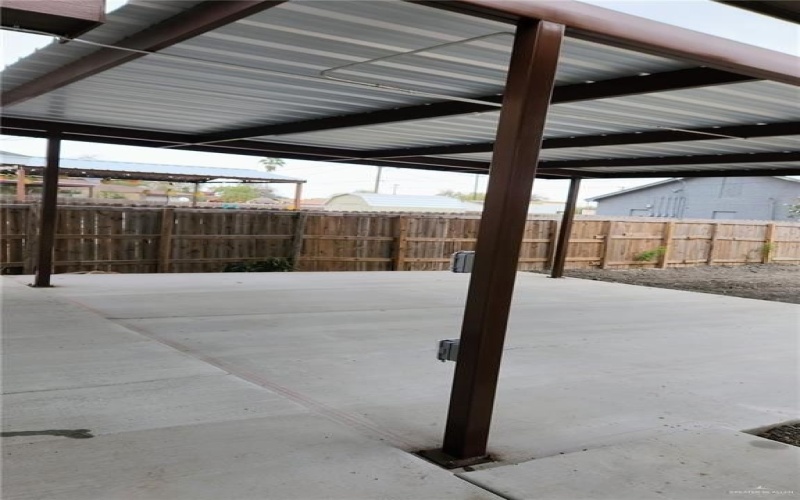 204 W 1st Street W, La Joya, TX 78560, 3 Bedrooms Bedrooms, ,2 BathroomsBathrooms,Residential,For Sale,204 W 1st Street W,0,493146