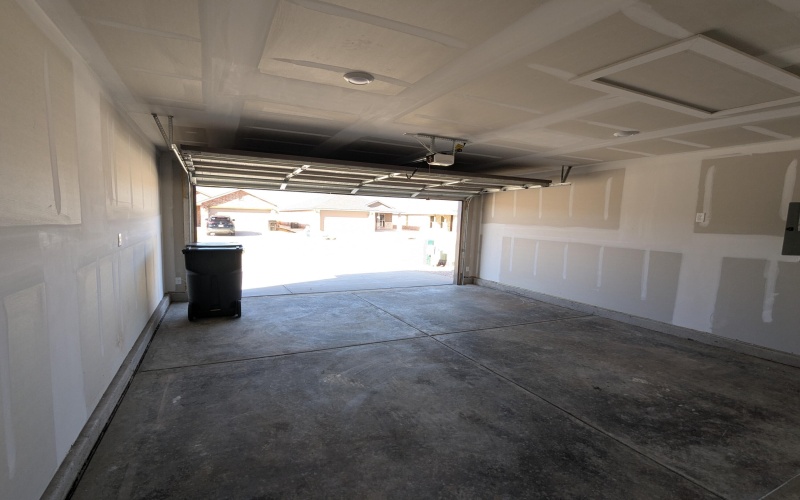 2008 Cottonwood Avenue, Wolfforth, TX 79382, 3 Bedrooms Bedrooms, ,2 BathroomsBathrooms,Residential,For Sale,2008 Cottonwood Avenue,0,202601230