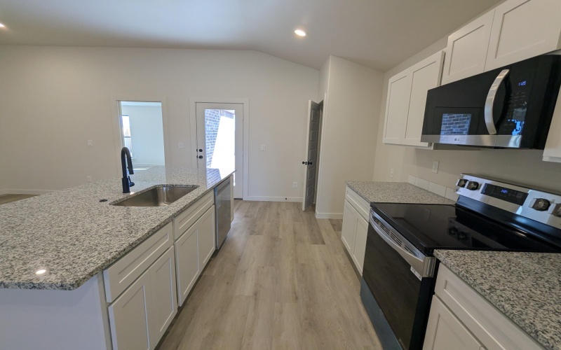 2008 Cottonwood Avenue, Wolfforth, TX 79382, 3 Bedrooms Bedrooms, ,2 BathroomsBathrooms,Residential,For Sale,2008 Cottonwood Avenue,0,202601230