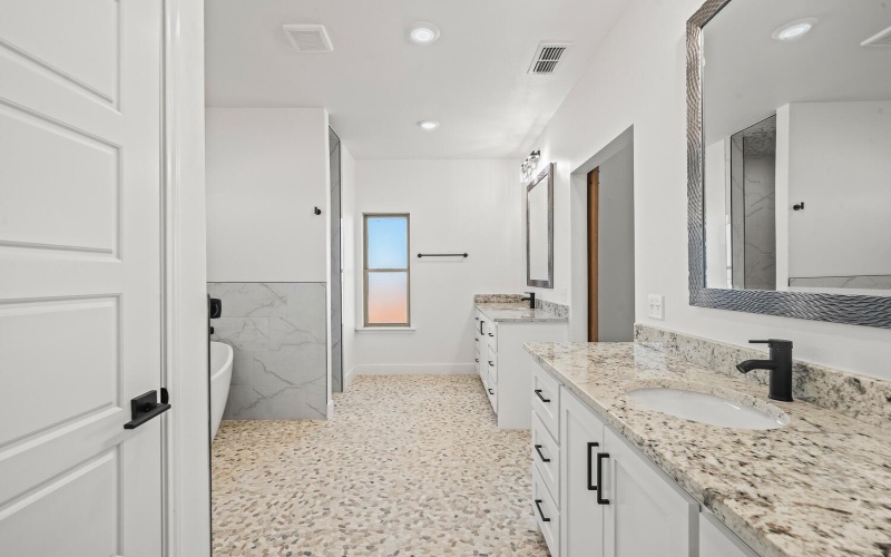 4084 Hawk Road, Ropesville, TX 79358, 3 Bedrooms Bedrooms, ,2 BathroomsBathrooms,Residential,For Sale,4084 Hawk Road,0,202601232