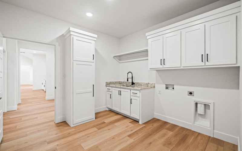 4084 Hawk Road, Ropesville, TX 79358, 3 Bedrooms Bedrooms, ,2 BathroomsBathrooms,Residential,For Sale,4084 Hawk Road,0,202601232