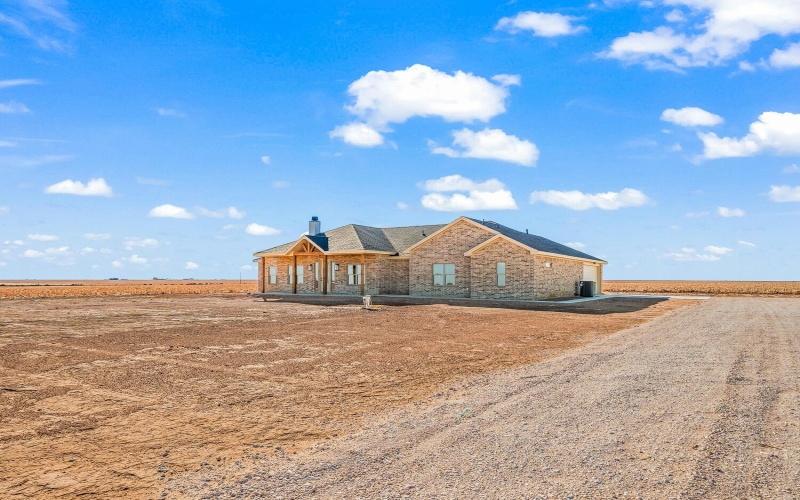 4084 Hawk Road, Ropesville, TX 79358, 3 Bedrooms Bedrooms, ,2 BathroomsBathrooms,Residential,For Sale,4084 Hawk Road,0,202601232