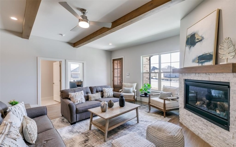 635 Community Lane, Rockwall, TX 75087, 3 Bedrooms Bedrooms, ,3 BathroomsBathrooms,Residential,For Sale,635 Community Lane,0,21125366