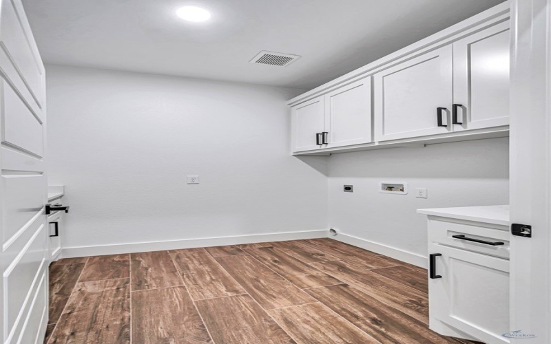 2200 S County Rd 1059, Midland, TX 79706, 4 Bedrooms Bedrooms, ,2 BathroomsBathrooms,Residential,For Sale,2200 S County Rd 1059,0,50090407