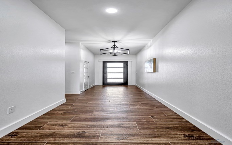 2200 S County Rd 1059, Midland, TX 79706, 4 Bedrooms Bedrooms, ,2 BathroomsBathrooms,Residential,For Sale,2200 S County Rd 1059,0,50090407