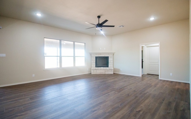 5405 Coral Way, San Angelo, TX 76904, 3 Bedrooms Bedrooms, ,2 BathroomsBathrooms,Residential,For Sale,5405 Coral Way,0,130446