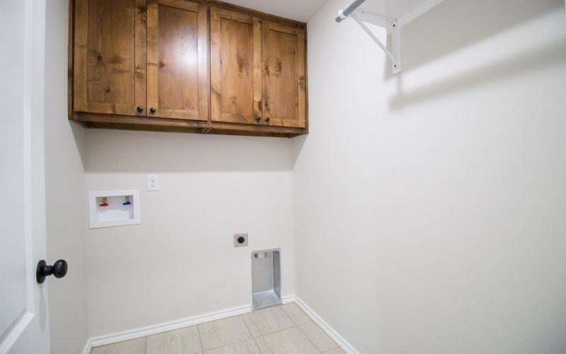 5413 Coral Way, San Angelo, TX 76904, 3 Bedrooms Bedrooms, ,2 BathroomsBathrooms,Residential,For Sale,5413 Coral Way,0,130448