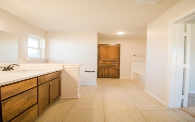 5417 Coral Way, San Angelo, TX 76904, 4 Bedrooms Bedrooms, ,2 BathroomsBathrooms,Residential,For Sale,5417 Coral Way,0,130449